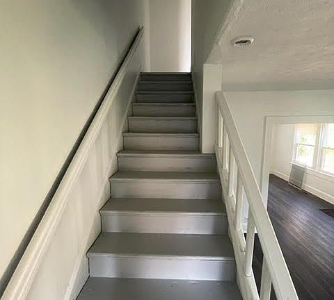4th image of 316 N Dequincy St