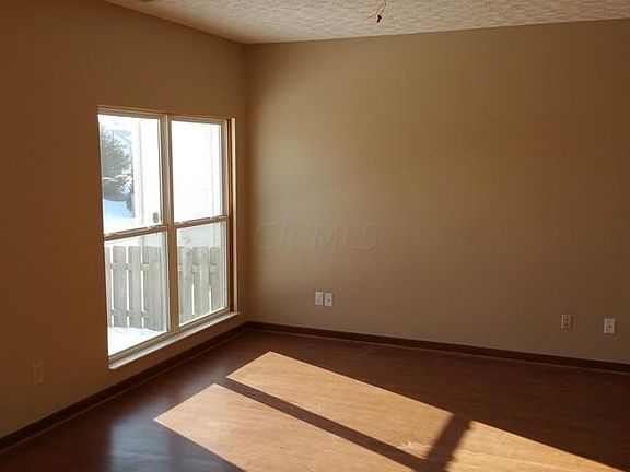 2nd image of 2125 Farmland Dr