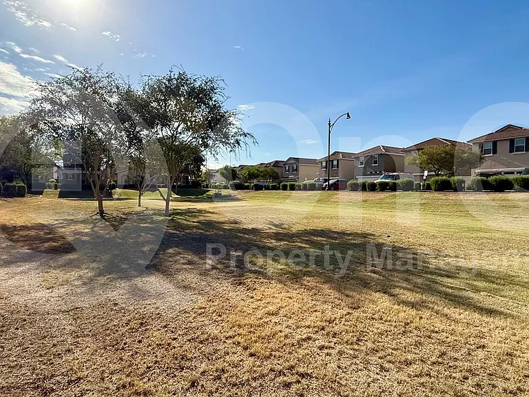 3747 E Hans Dr — Photo 31