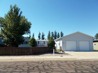 552 Gress St, Dickinson, ND 58601