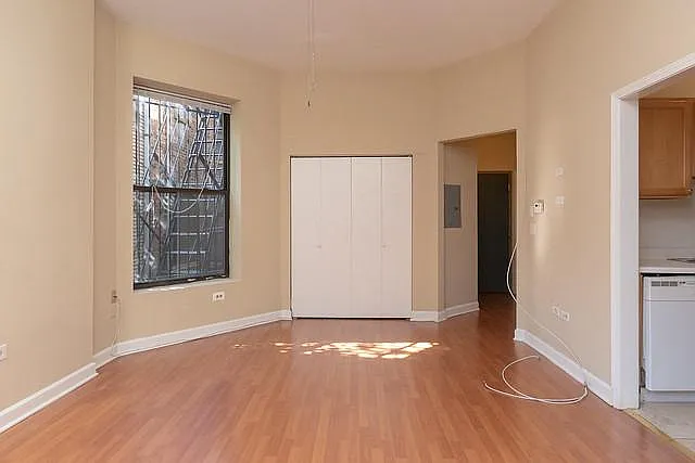 742 W. Fullerton — Photo 9