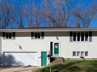 3156 Shiras Ave, Dubuque, IA 52001