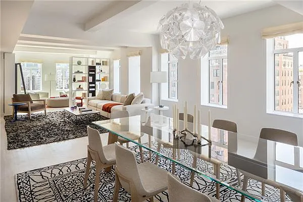 Rented by Macklowe Investment Properties | media 8