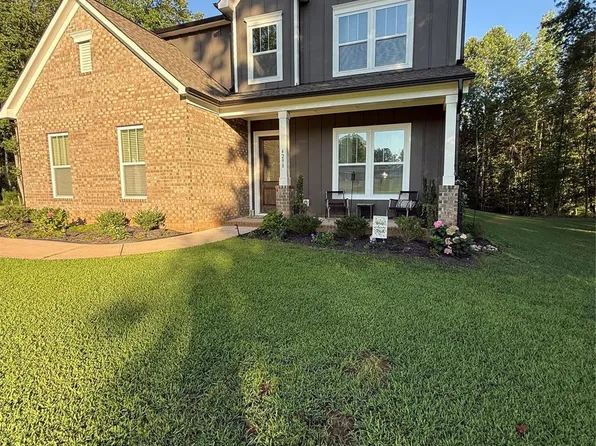 4298 Brandy Creek Ct, Clover, SC 29710