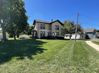 516-518 Manning St, Columbus, WI 53925