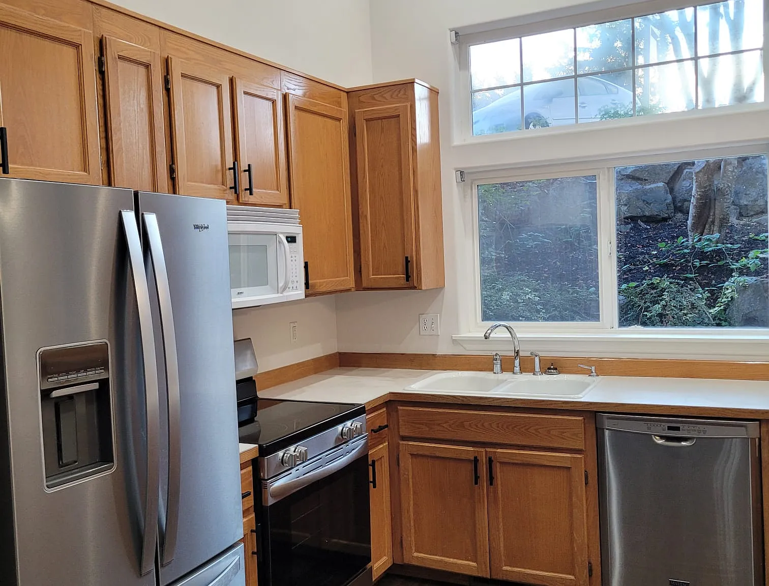 1 bed, 2335 sqft, $1,049 — Photo 3