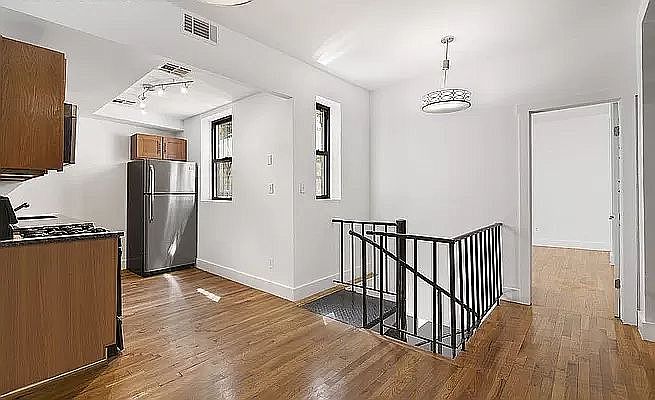 1st image of 1206 Pacific St #1H