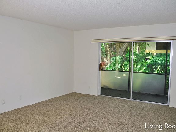 3rd image of 608 Gardens Dr APT 104