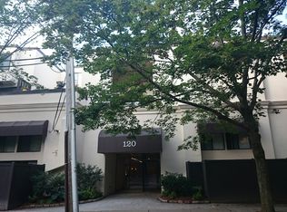 120 Beaconsfield Rd APT 3, Brookline, MA 02445