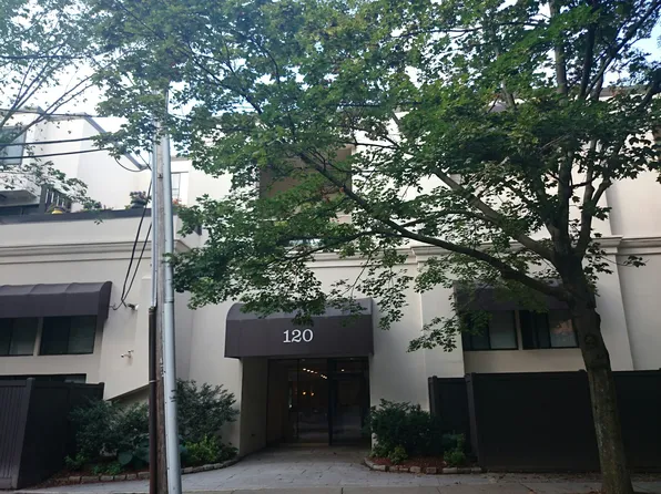 120 Beaconsfield Rd #G40, Brookline, MA 02445