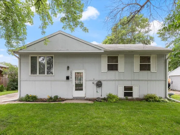 1330 Dorene Blvd, Carter Lake, IA 51510