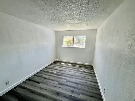 5th image of 1800 74th Ave APT B