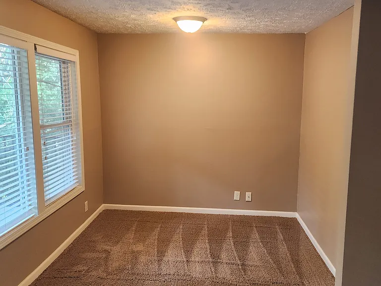 1951 Parkwild Dr #123 — Photo 10
