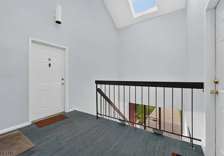 94 Beverly Hill Ter — Photo 15