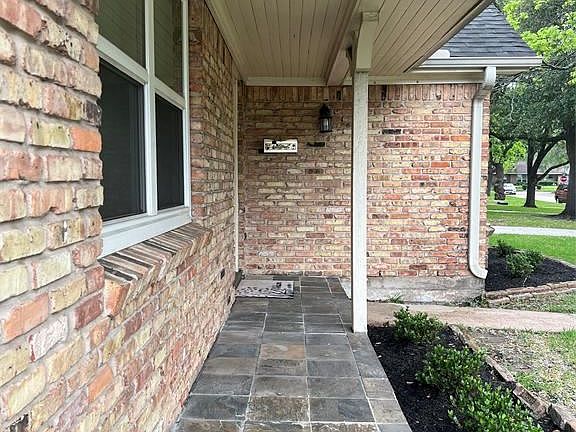 3rd image of 8310 Pontiac Dr