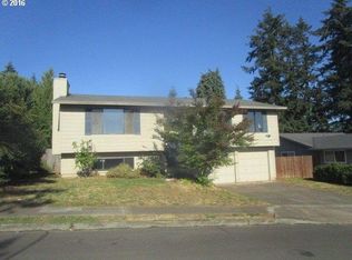 22701 SW Cochran Dr, Sherwood, OR 97140