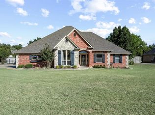 818 Silver Tree Dr, Choctaw, OK 73020