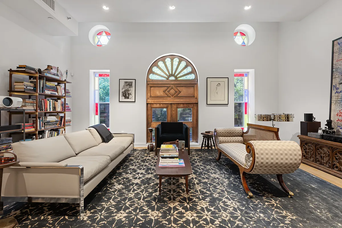 415 East 6th St Unit 2  