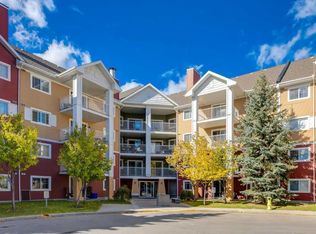10 E Prestwick Bay SE #4226, Calgary, AB T2Z 0E6