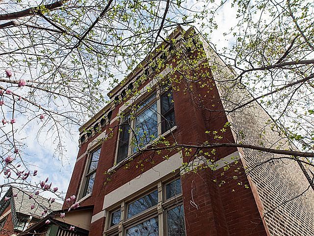 1st image of 1309 N Hoyne Ave