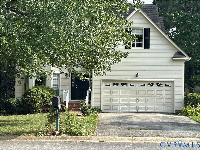 12305 Maybrook Ln — Photo 2