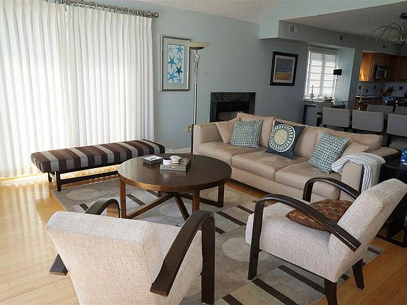 5th image of 3010 Marine Pl #S