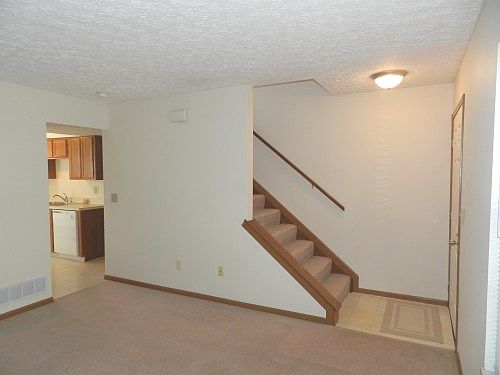 2nd image of 626 Mawyer Dr