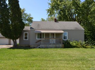 7205 N Clio Rd, Mount Morris, MI 48458