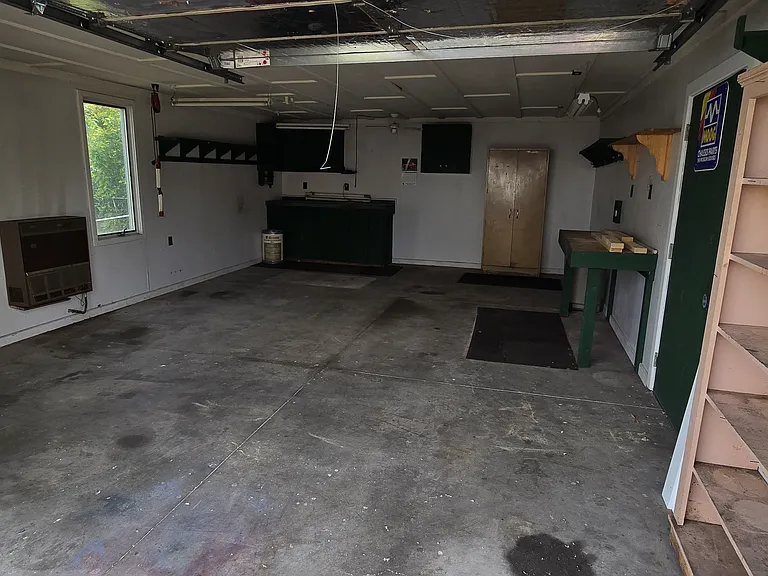 One car insulated garage