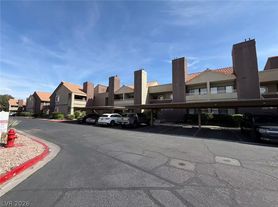 5072 S Rainbow Blvd, Las Vegas, NV