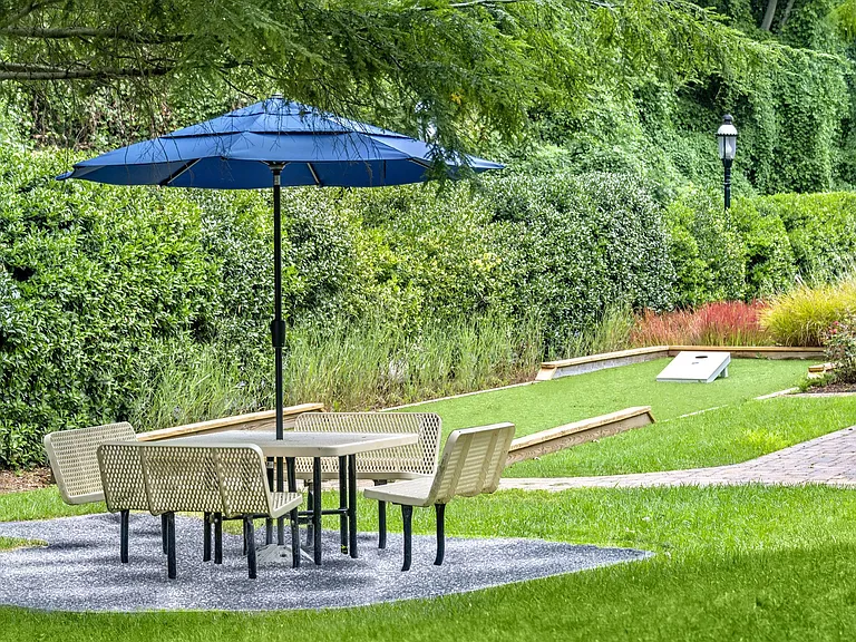 Elkridge Estates — Photo 11