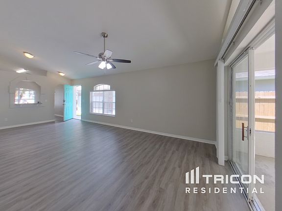 3rd image of 109 Holloway Ct