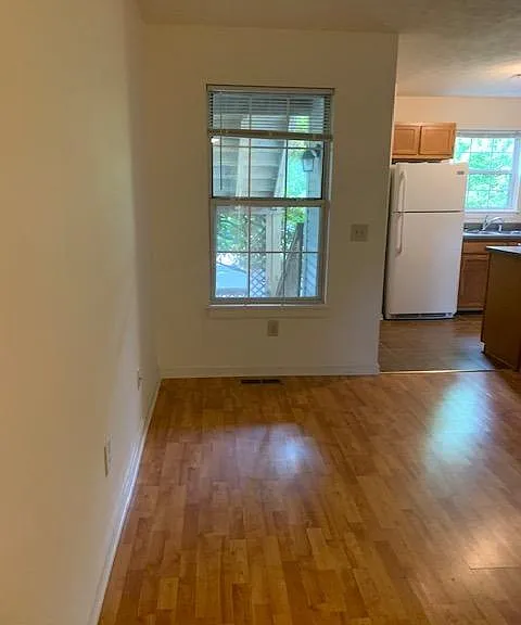 152 Woodland Ave — Photo 4