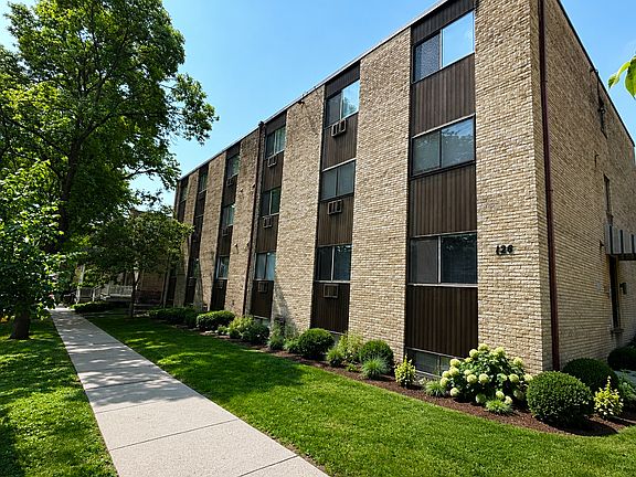 2nd image of 126 S Franklin St APT 6C