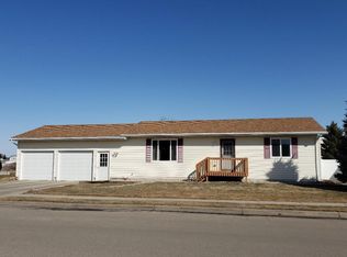 530 13th Ave SW, Aberdeen, SD 57401