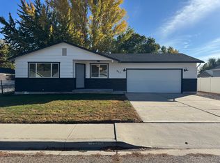 903 Sunny Ln, Nampa, ID 83651