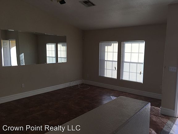 5th image of 2626 Napa Dr