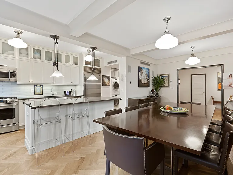 140 Riverside Dr #8H — Photo 4