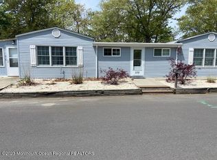 532 Bradley Blvd, Toms River, NJ 08753