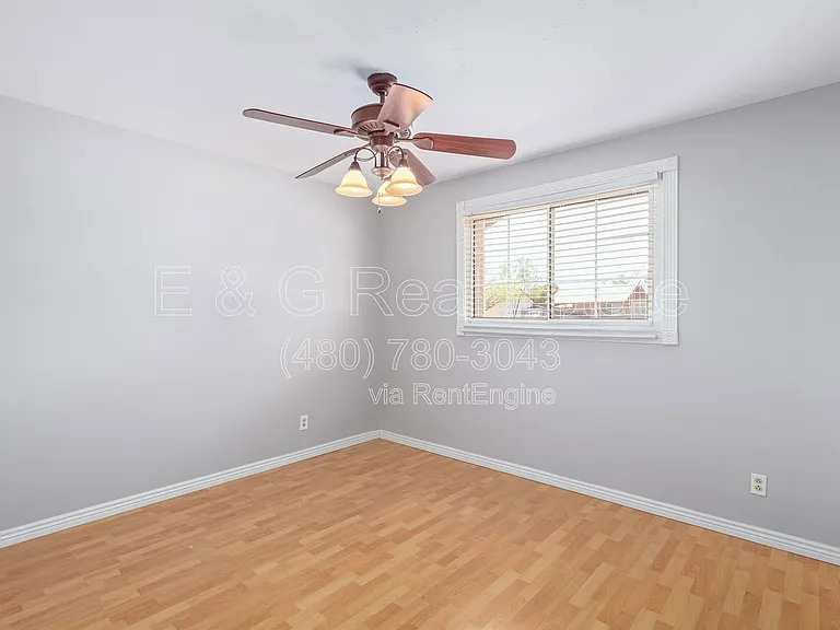 1918 E Palmcroft Dr — Photo 27
