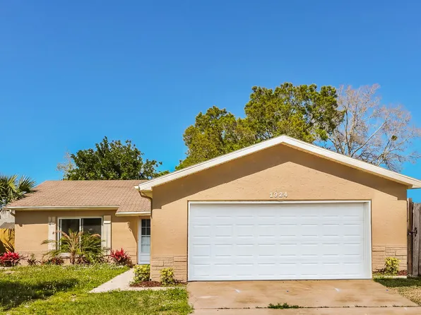 1924 Dover Ct, Oldsmar, FL 34677