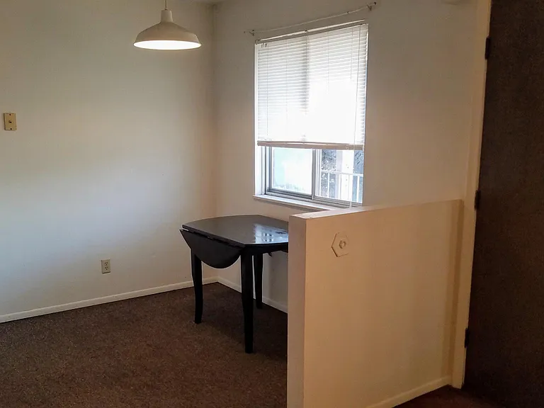 1360 Paul Ct — Photo 11