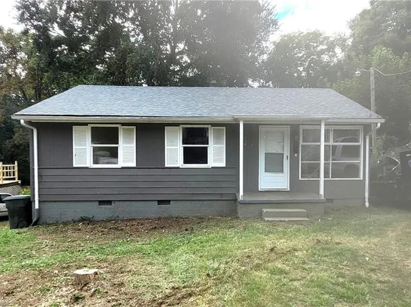 1710 Rainbow Dr, Greensboro, NC 27403