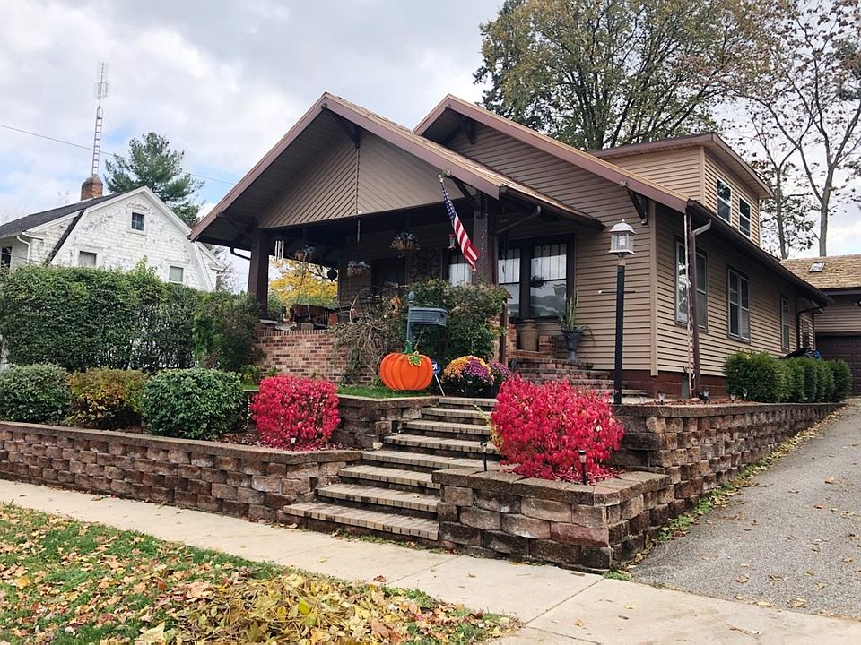 1st image of 924 Lake Park Dr