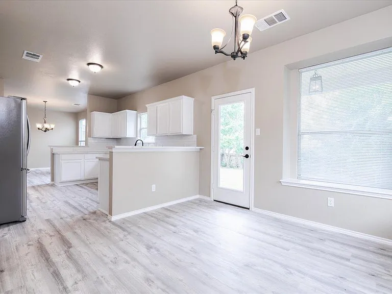 1501 Sweet Leaf Ln — Photo 15
