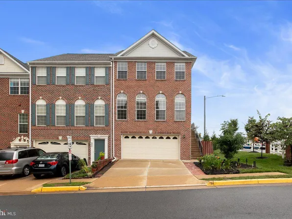 6350 Regal Oak Dr, Springfield, VA 22152
