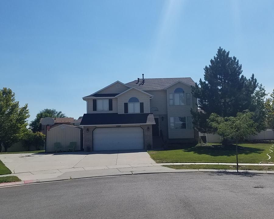 1st image of 12207 S Cove Crest Cir