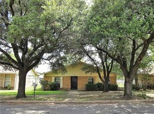6910 Nandina Dr, Dallas, TX 75241