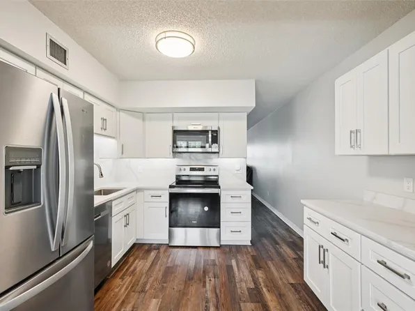 2255 Philippine Dr APT 9, Clearwater, FL 33763