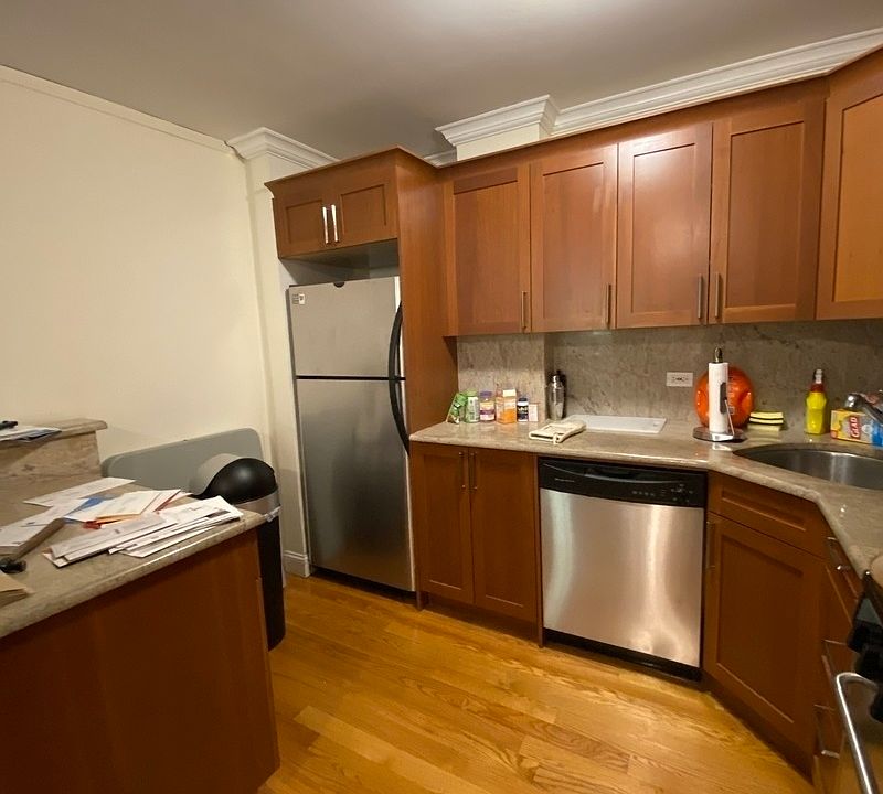 1st image of 333 E 34th St APT 10K